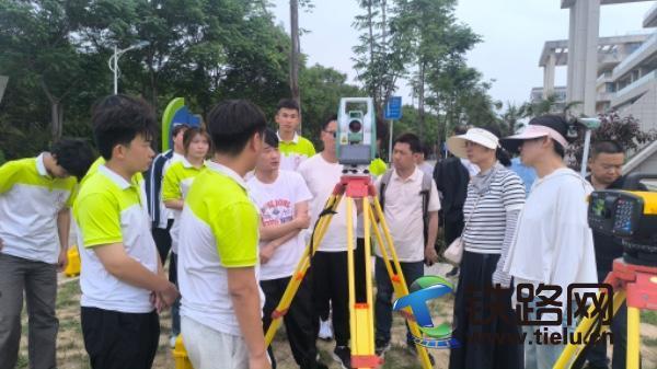 陜西省黨建工作樣板支部工程測量黨支部開展特色黨建聯建活動